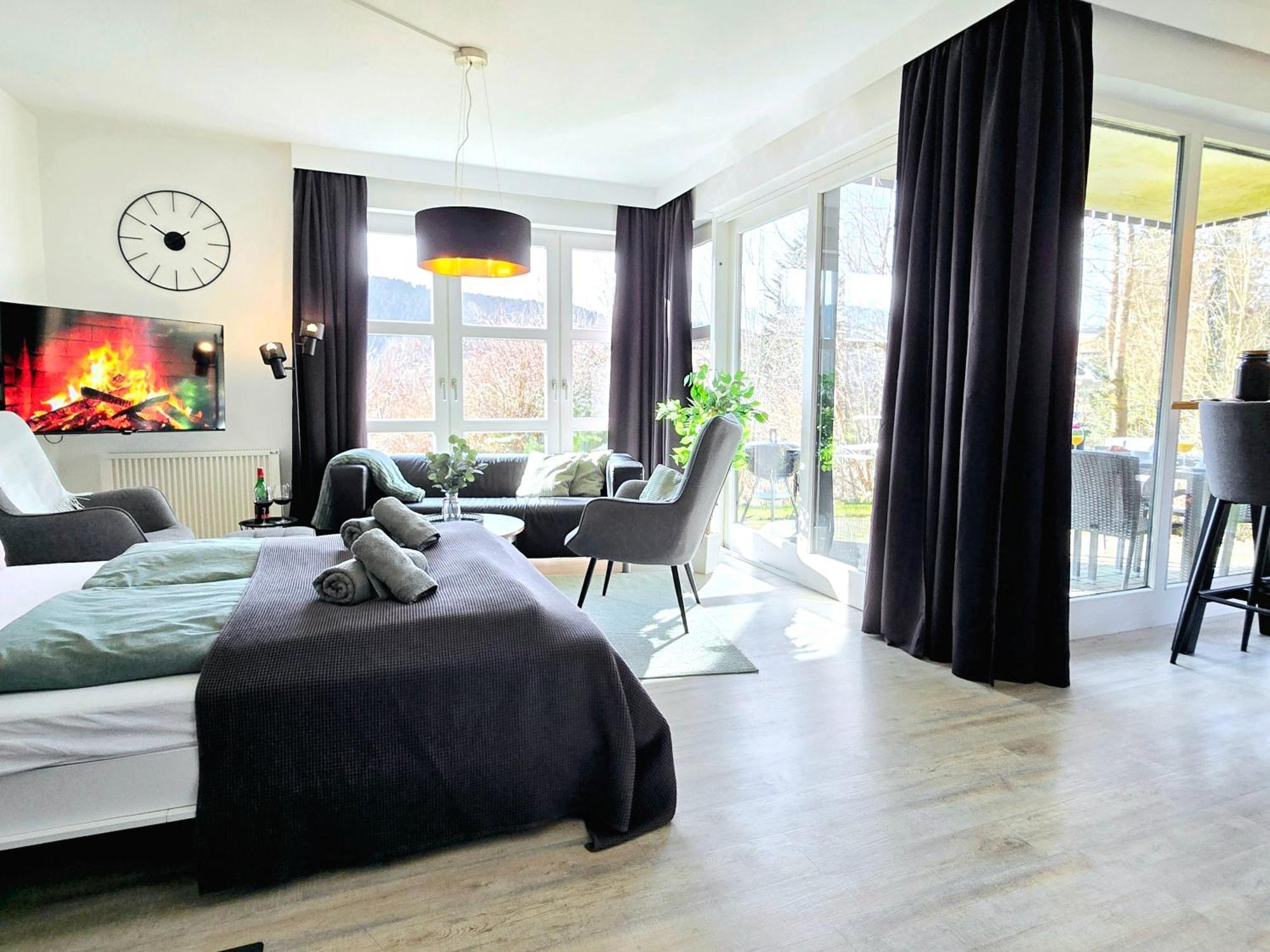 Ferienwohnung Fuchsbau Mit Kamin & Terrasse & Hunde Winterberg Eksteriør bilde