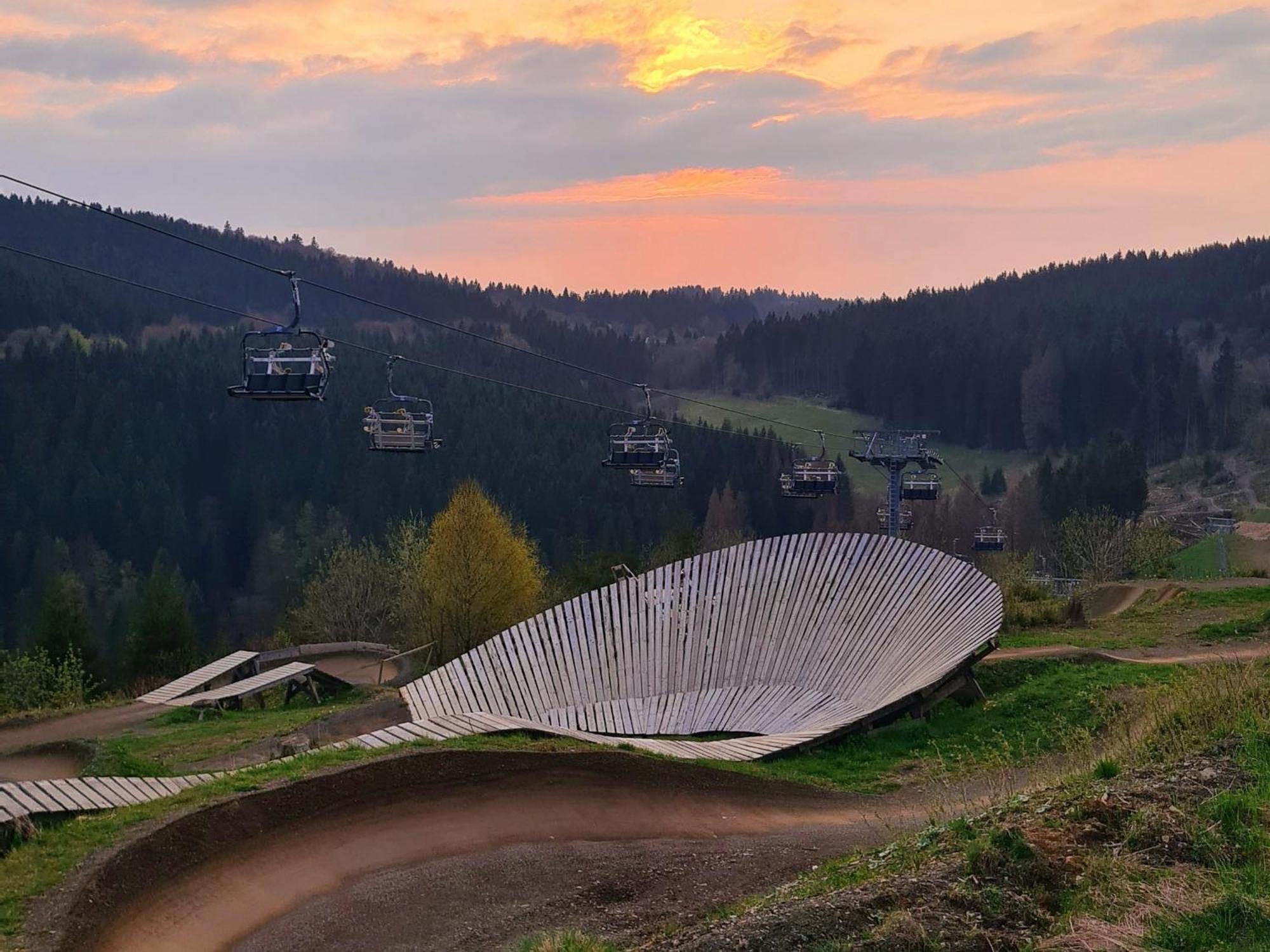 Ferienwohnung Fuchsbau Mit Kamin & Terrasse & Hunde Winterberg Eksteriør bilde