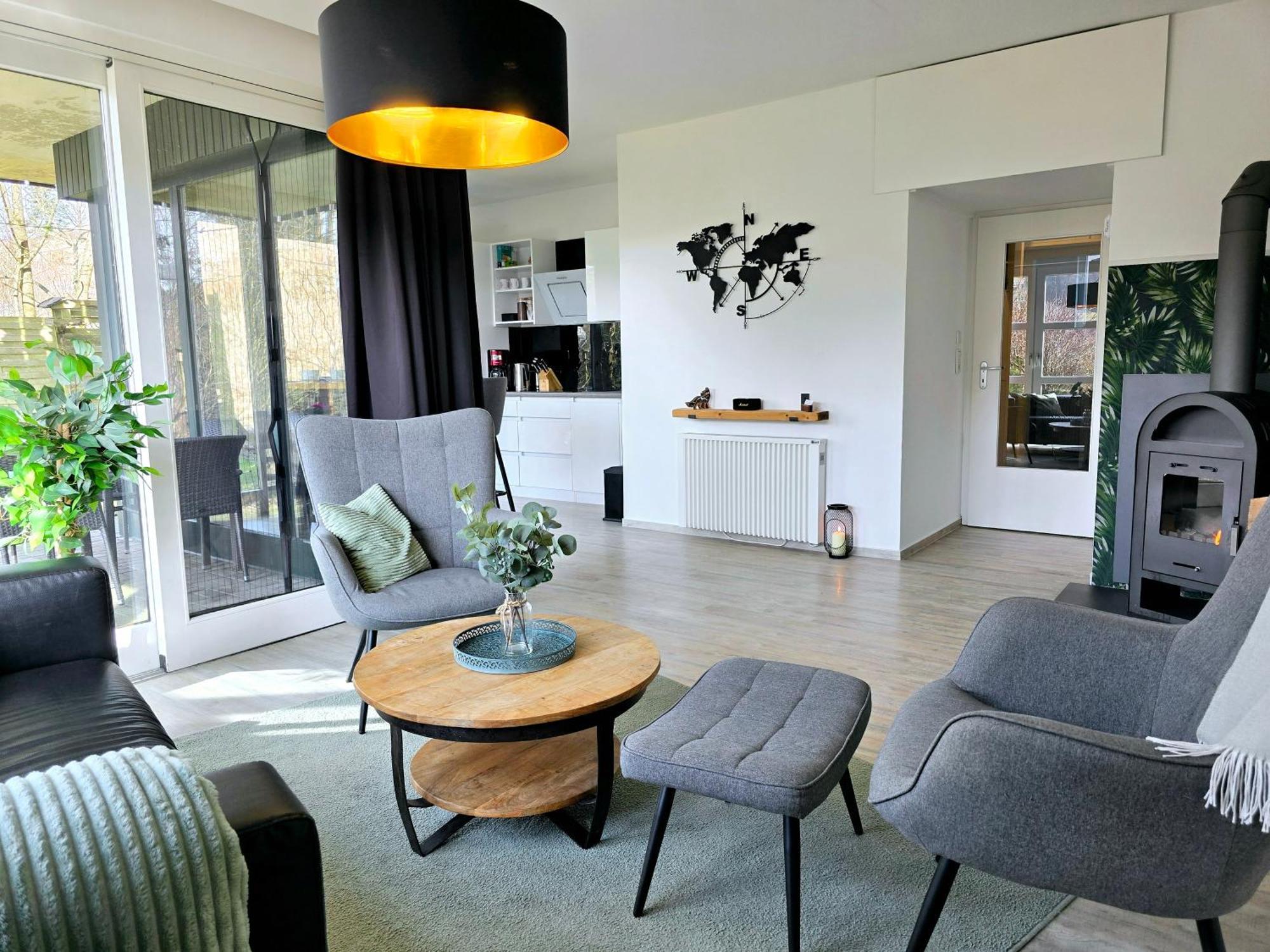 Ferienwohnung Fuchsbau Mit Kamin & Terrasse & Hunde Winterberg Eksteriør bilde